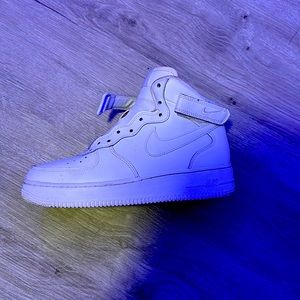 Nike Air Force 1 all whites